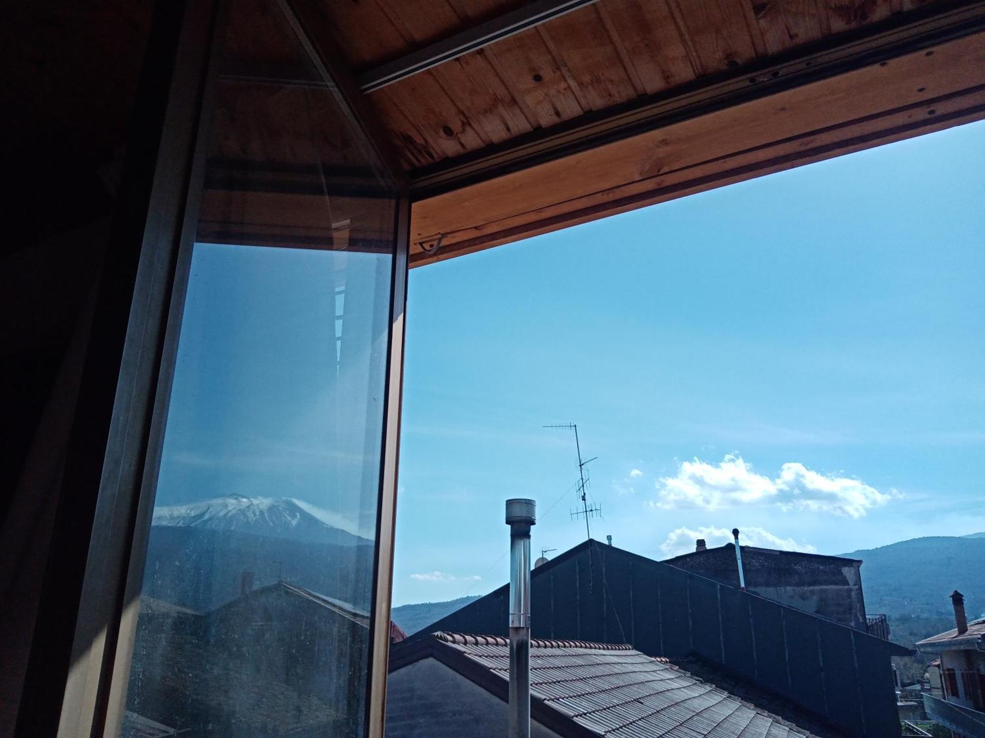 La Finestra Sull'Etna Villa Linguaglossa Exterior photo
